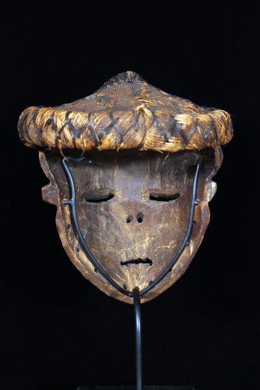 Pende Mbuye Mask