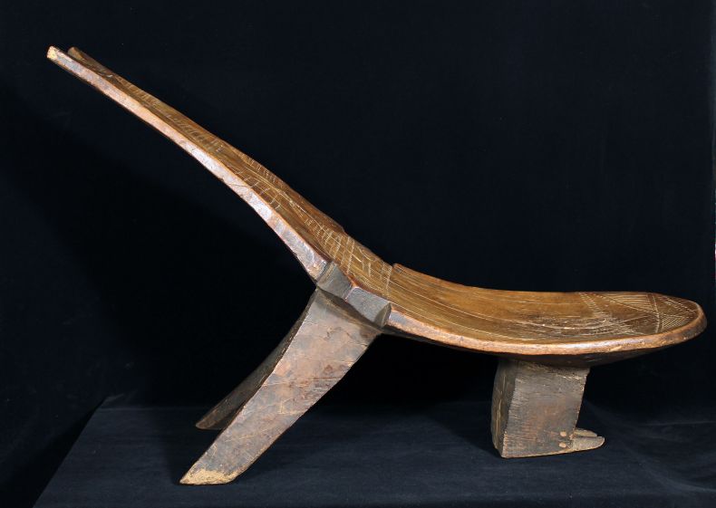 Bwa Slant Back Stool