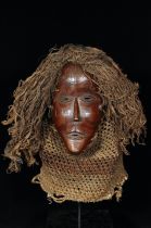 Luvale Mask Red